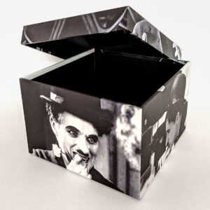 Caixa – Charlie Chaplin…